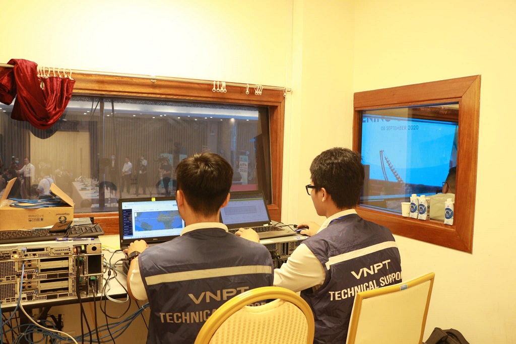 Đội ngũ kỹ thuật của VNPT chuẩn bị hạ tầng VT-CNTT phục vụ sự kiện
