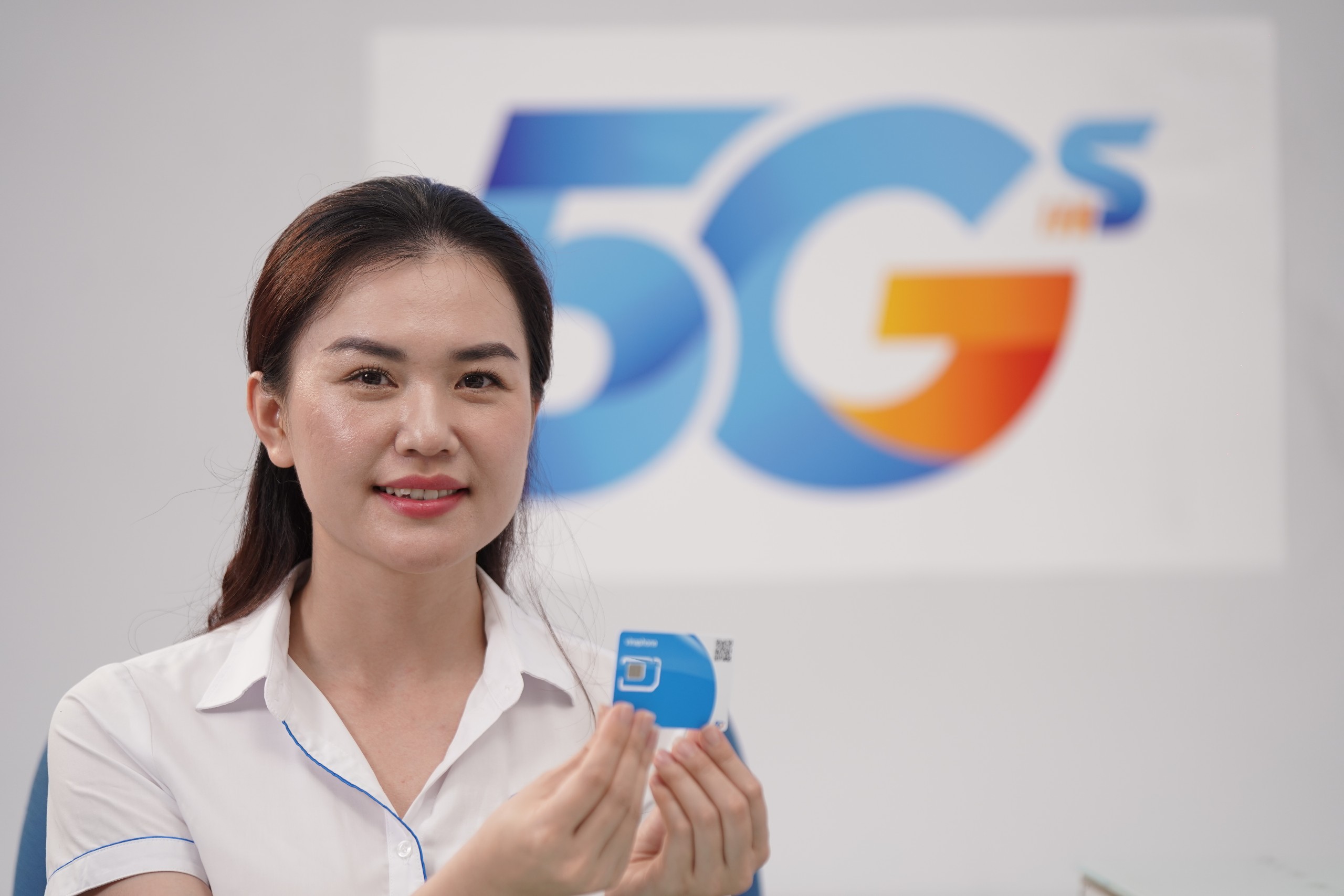 Khách hàng được trải nghiệm 5G miễn phí